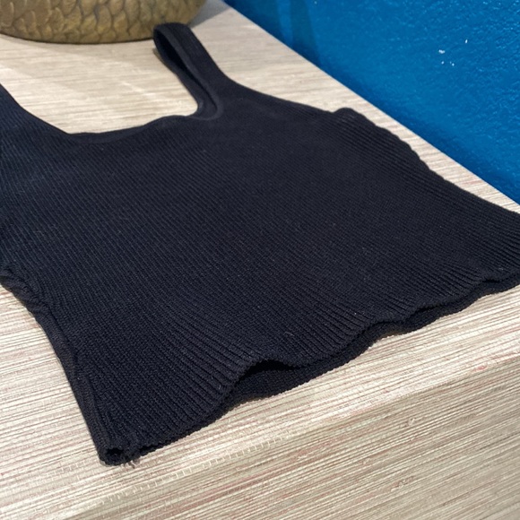 Cropped Square Neck Ribbed Knit Tank M - Picture 8 of 9